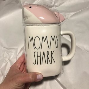 Rae Dunn mommy shark mug